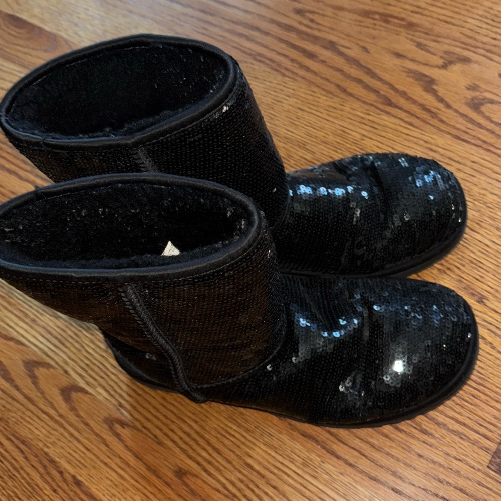 Ugg